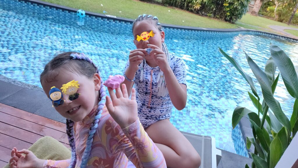 children swim